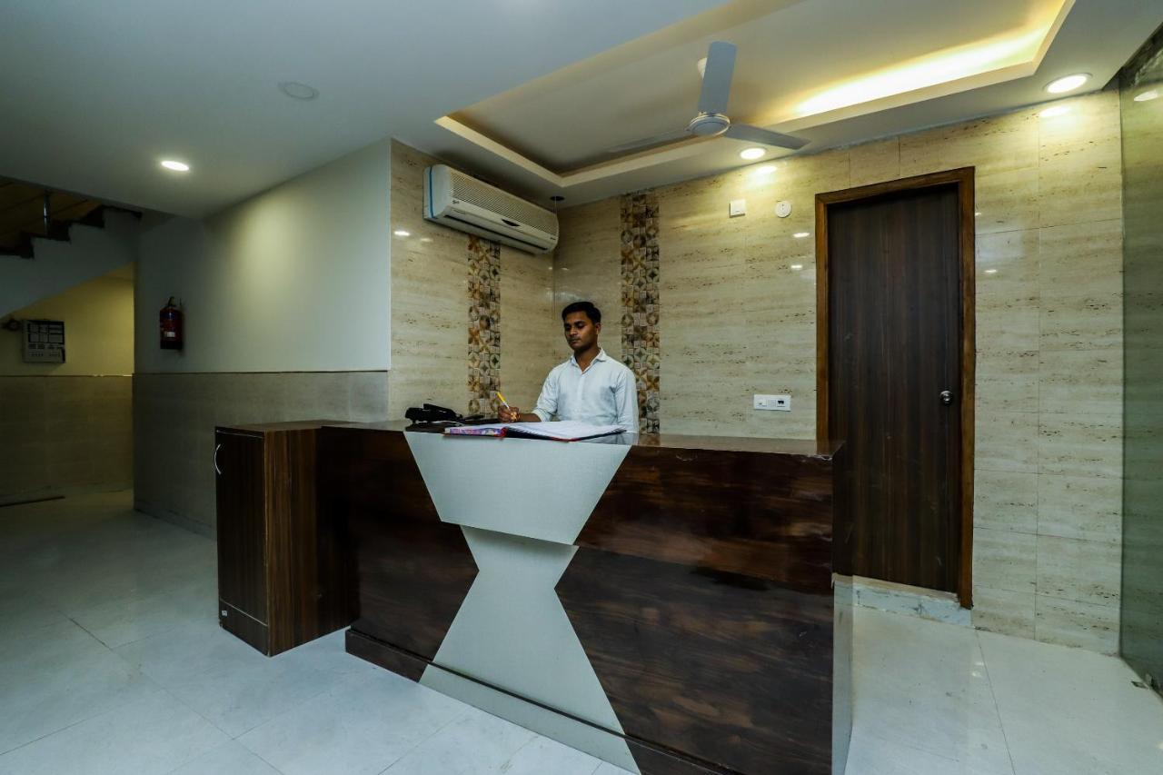 Hotel Moreton Igi Airport New Delhi Bagian luar foto